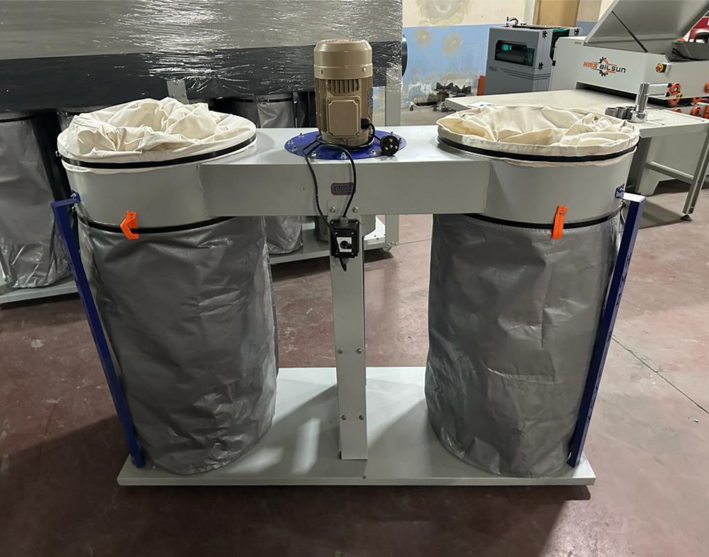 HMZ 4000 Toz Emme Makinesi
